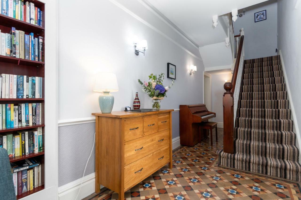 Bodnant Guest House ลันดิดโน ภายนอก รูปภาพ