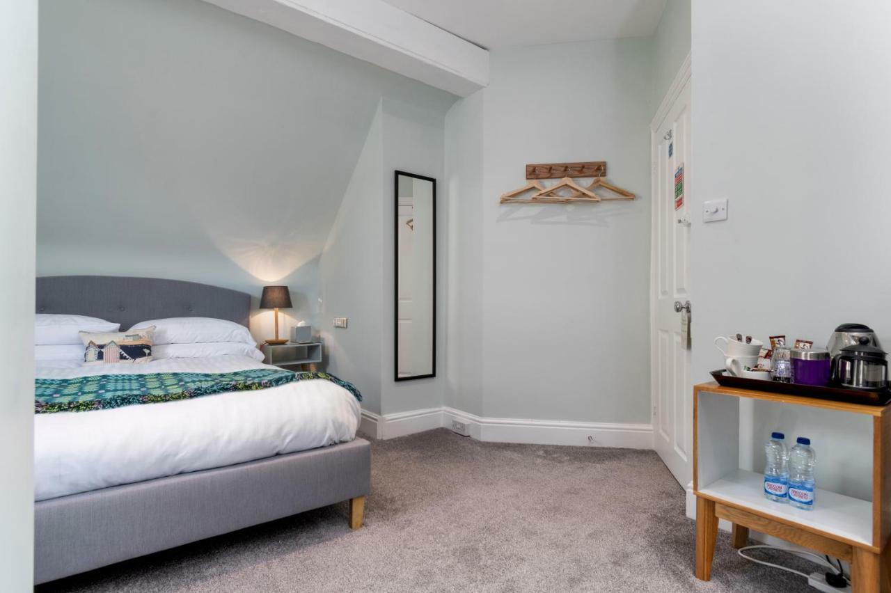 Bodnant Guest House ลันดิดโน ภายนอก รูปภาพ